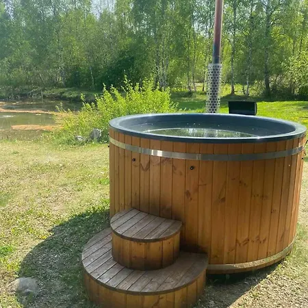 Saunahouse Rae Vallas Seli
